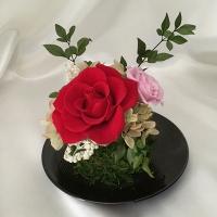 水のお手入れ不要!和モダン苔玉風プリザーブドフラワーアレンジ