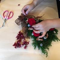 【送料無料】手作りキット　11月クリスマスのスワッグアレンジ　プリザーブドフラワー
